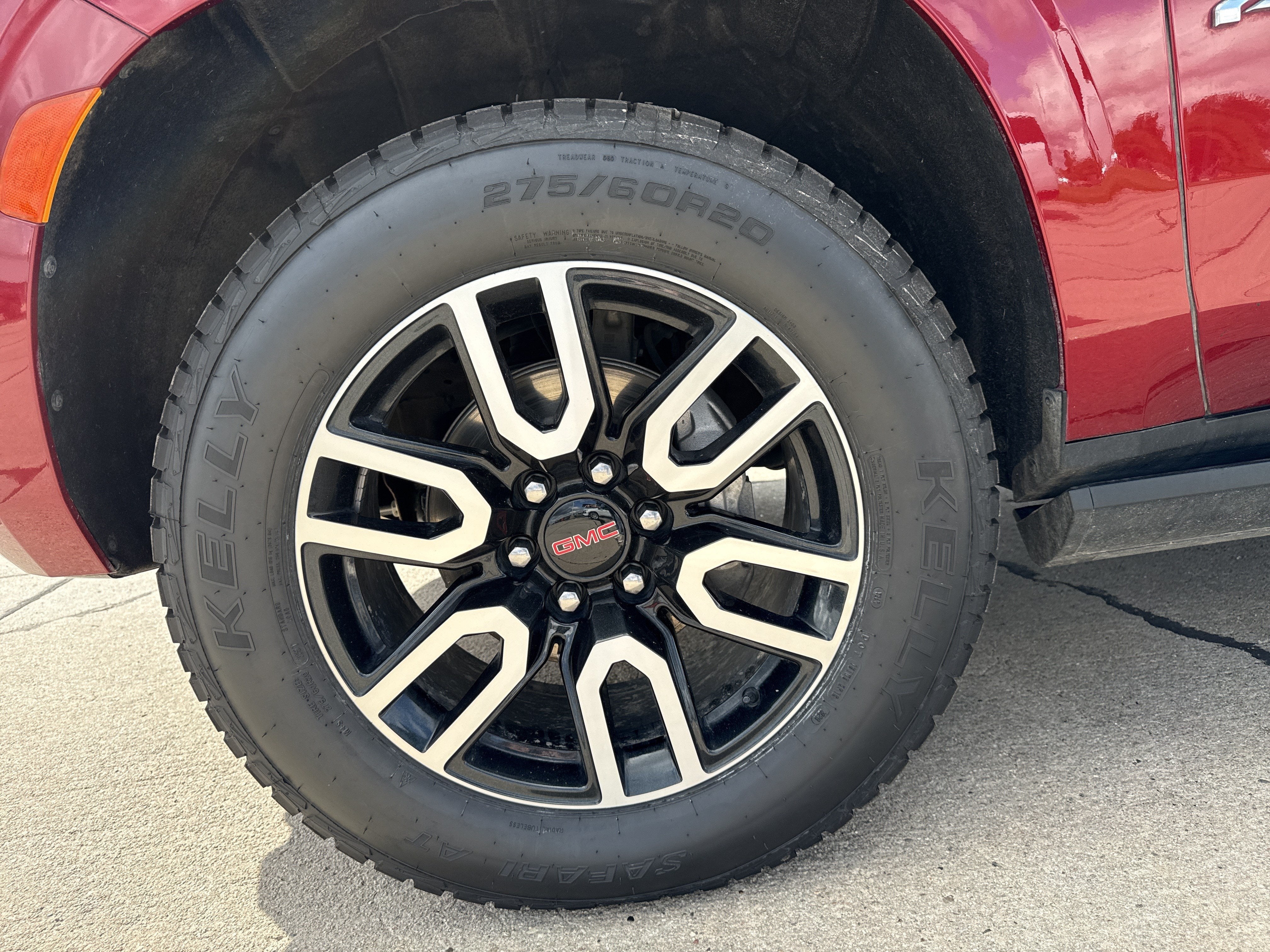 2024 GMC Yukon XL AT4