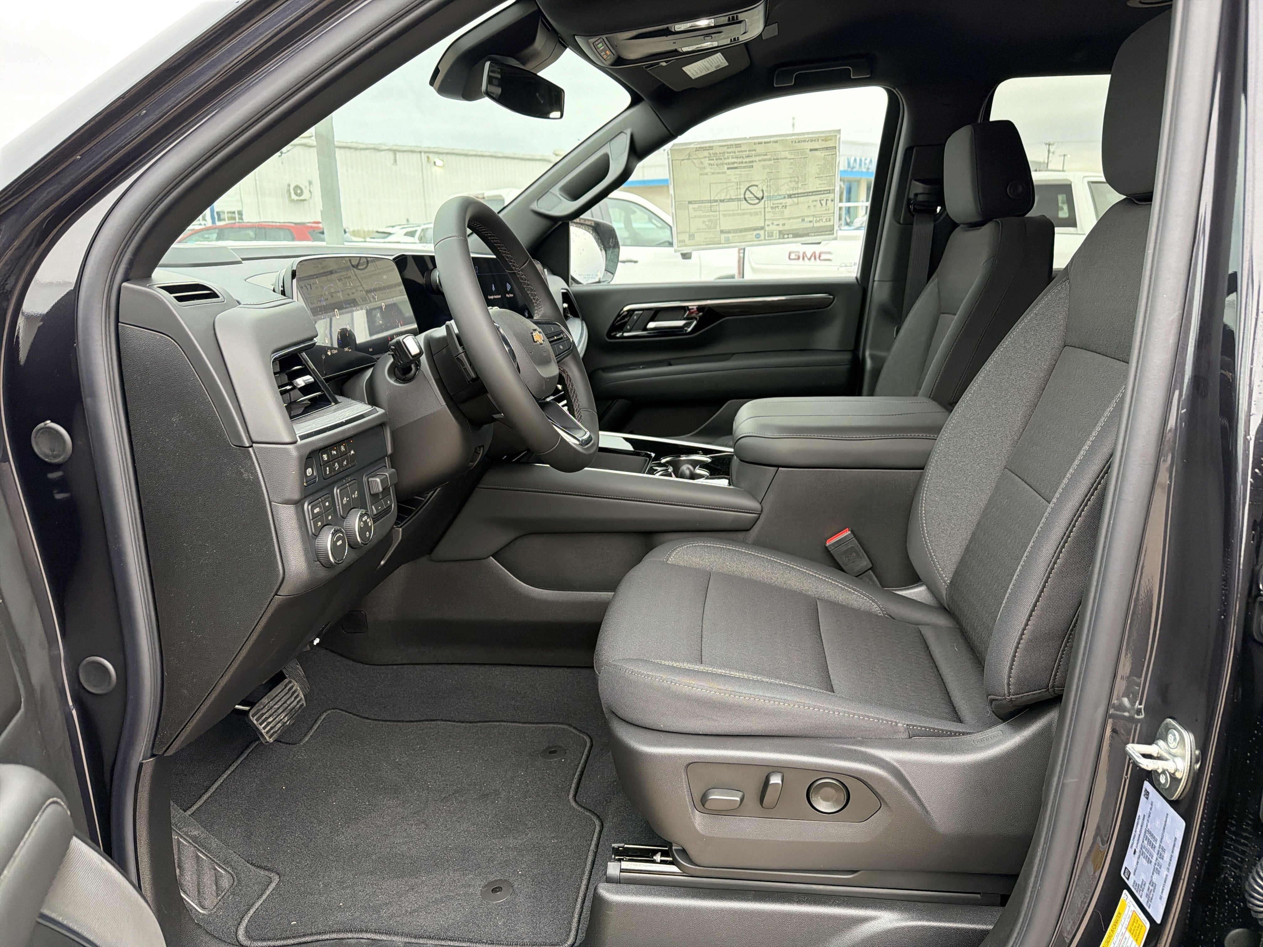 2027 Chevrolet Tahoe LS - Photo 15