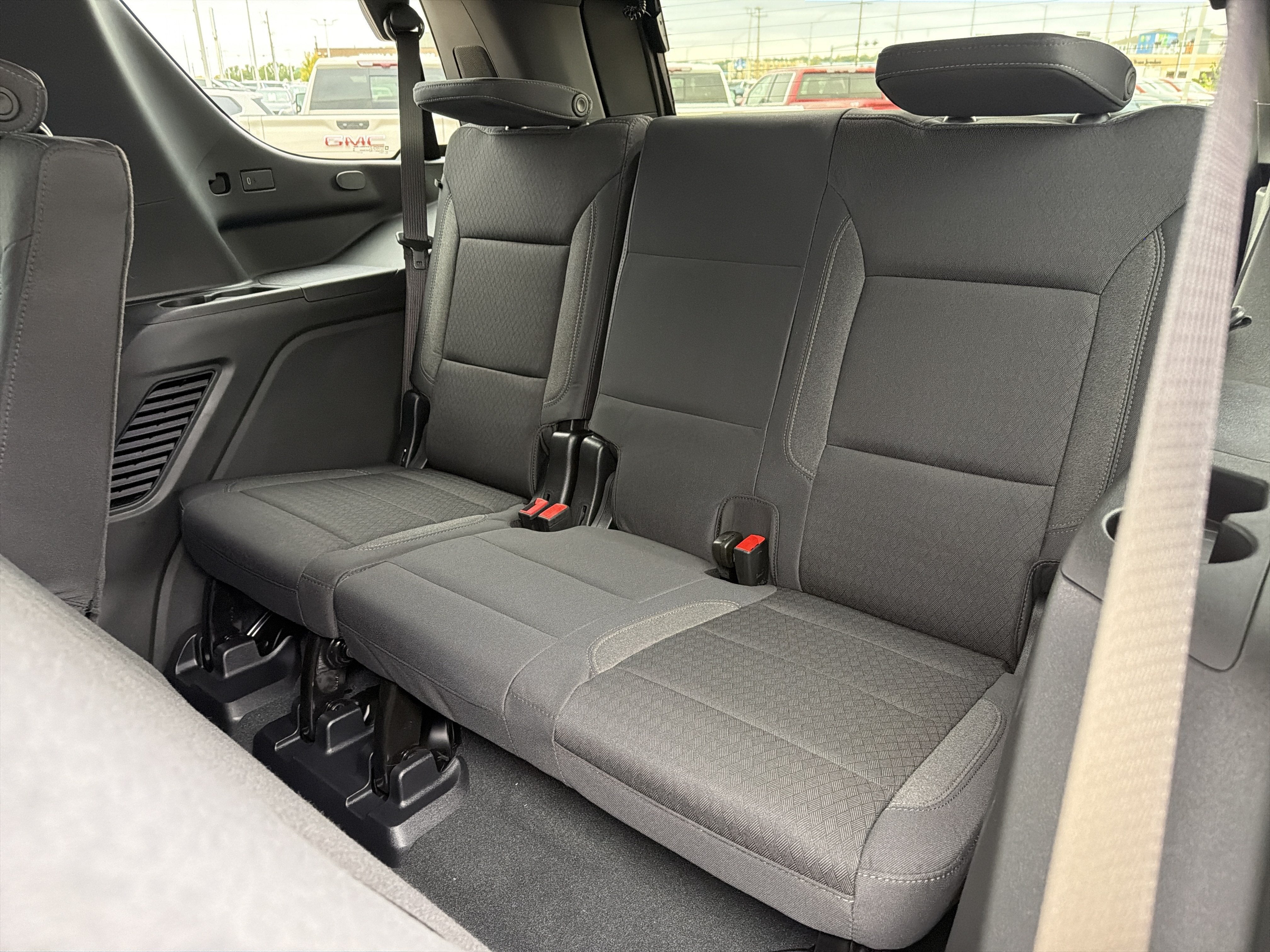 2027 Chevrolet Tahoe LS