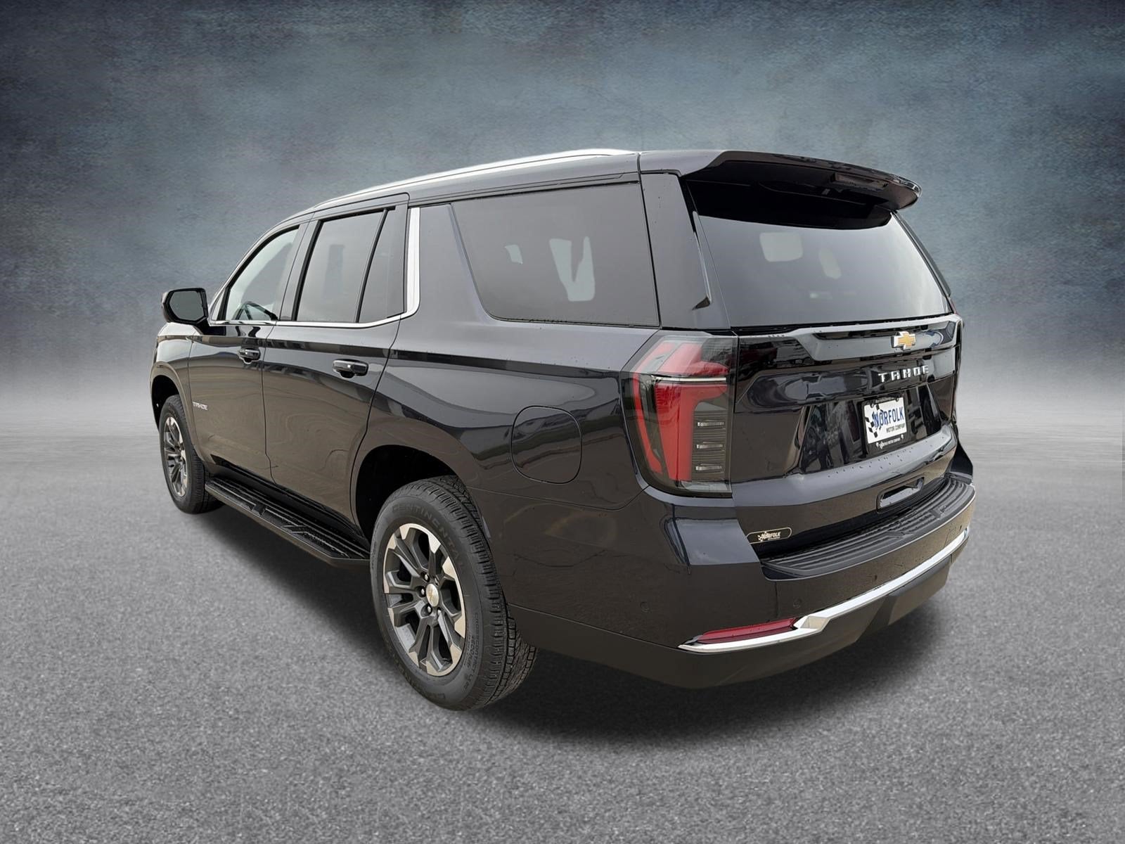 2027 Chevrolet Tahoe LS - Photo 7
