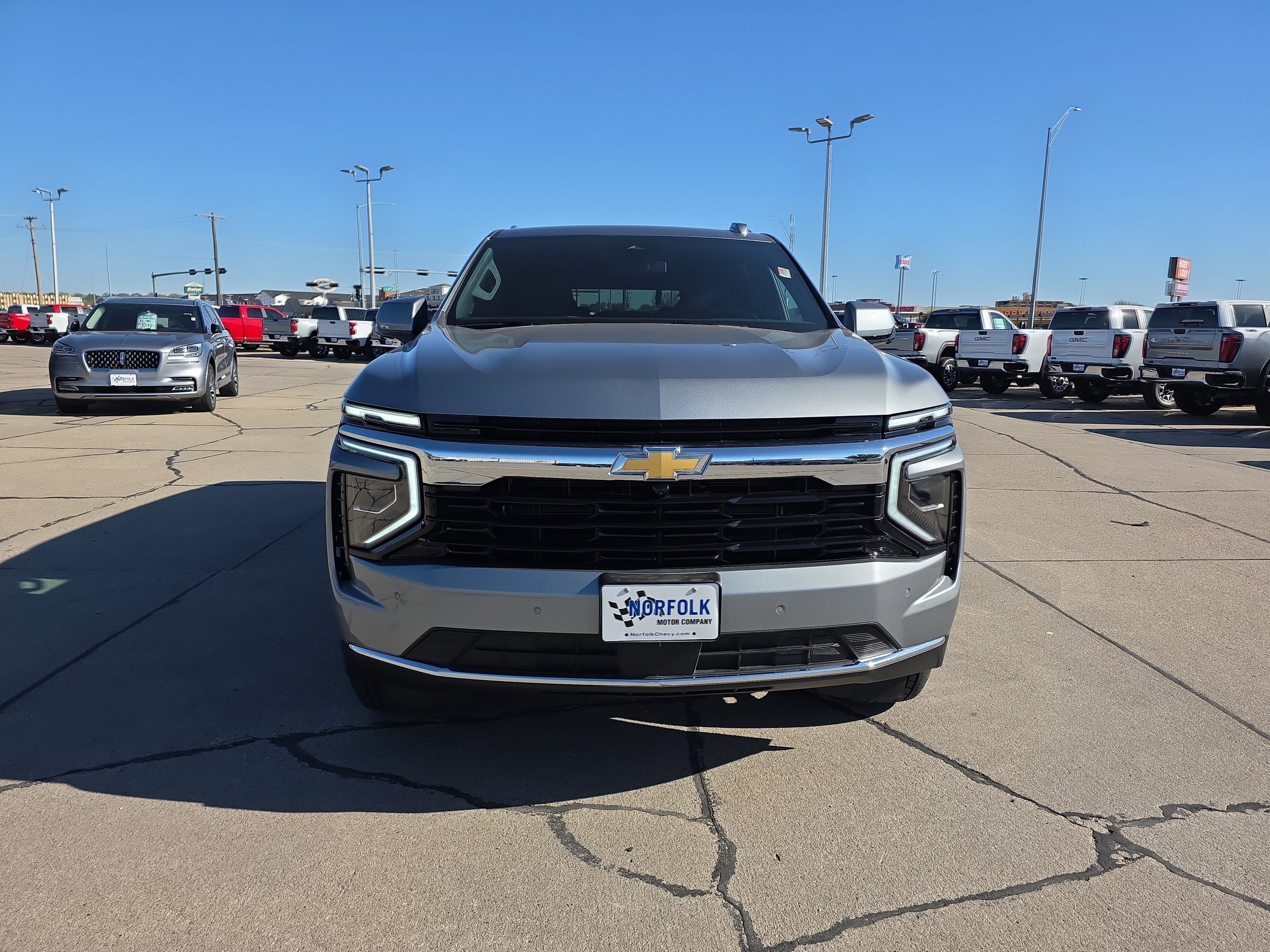 2026 Chevrolet Tahoe LS
