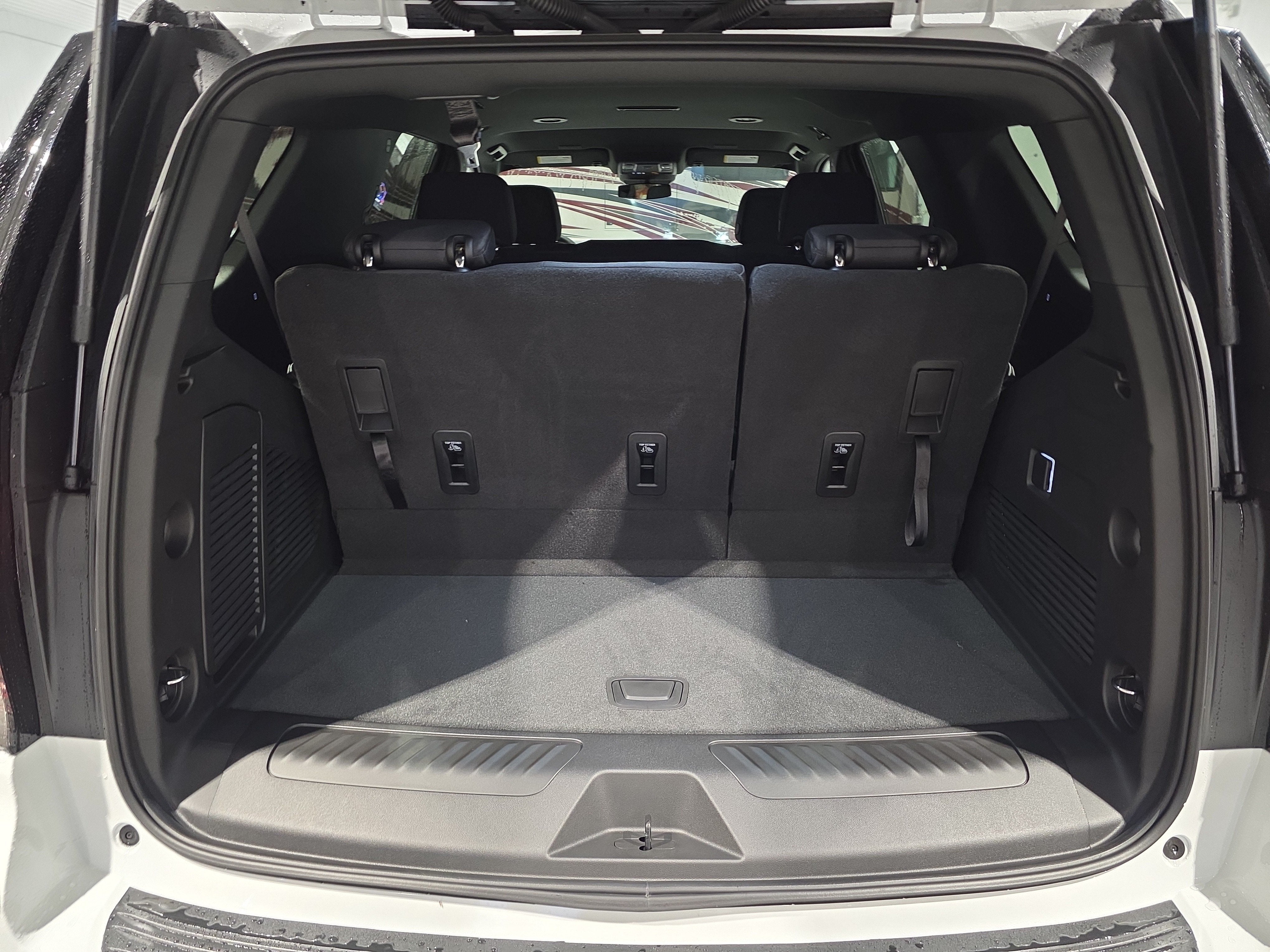 2027 Chevrolet Tahoe LS