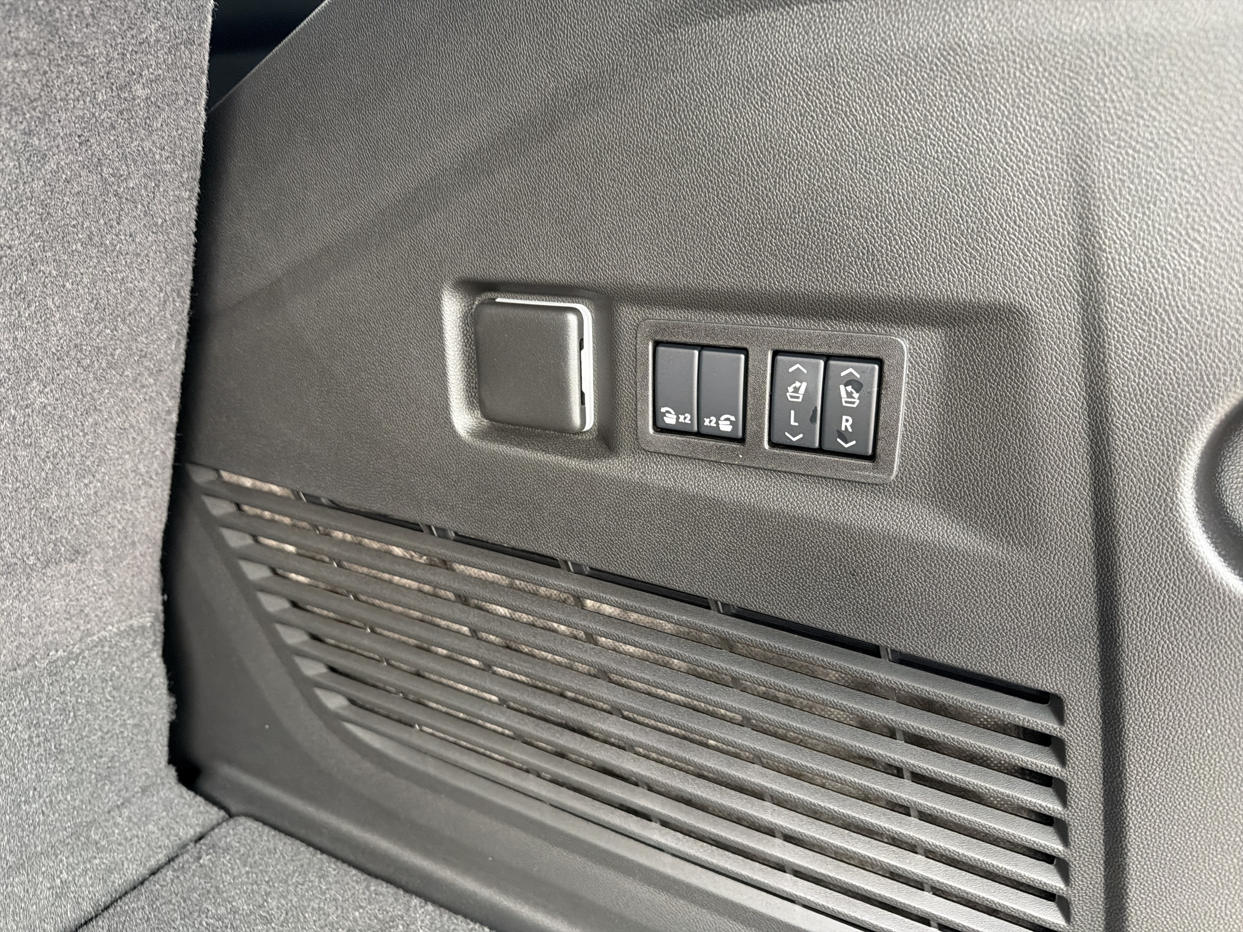 2027 Chevrolet Tahoe RST
