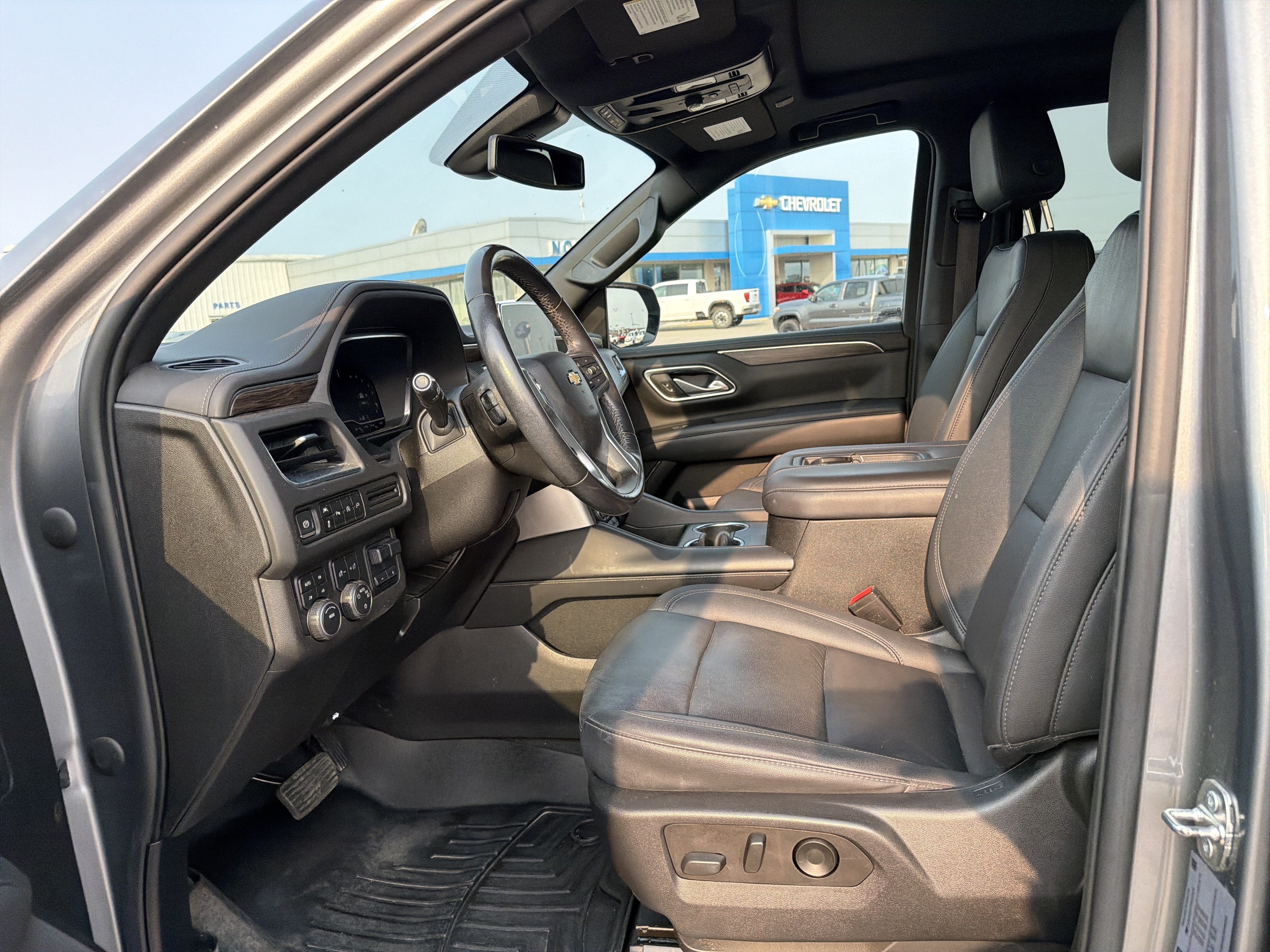 2022 Chevrolet Suburban LT