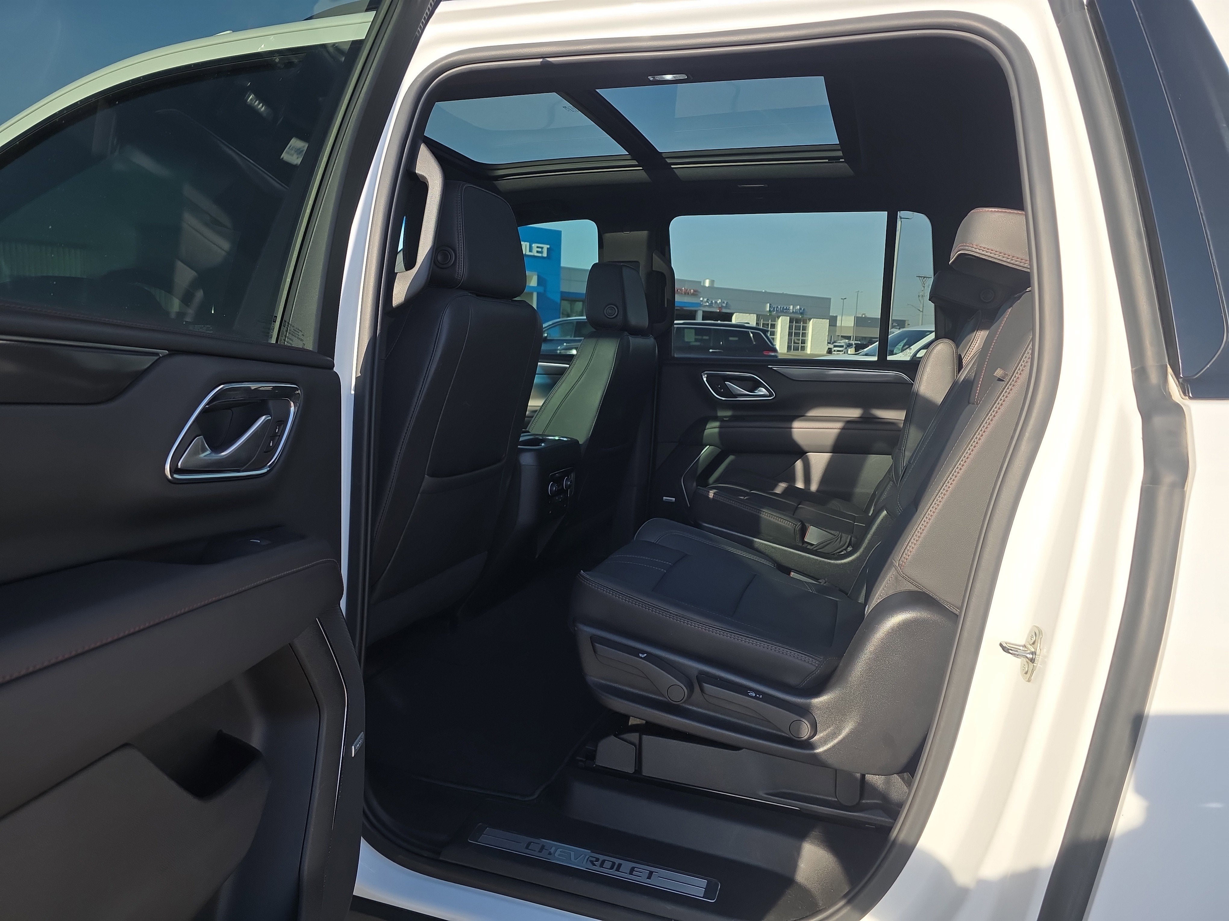 2022 Chevrolet Suburban RST