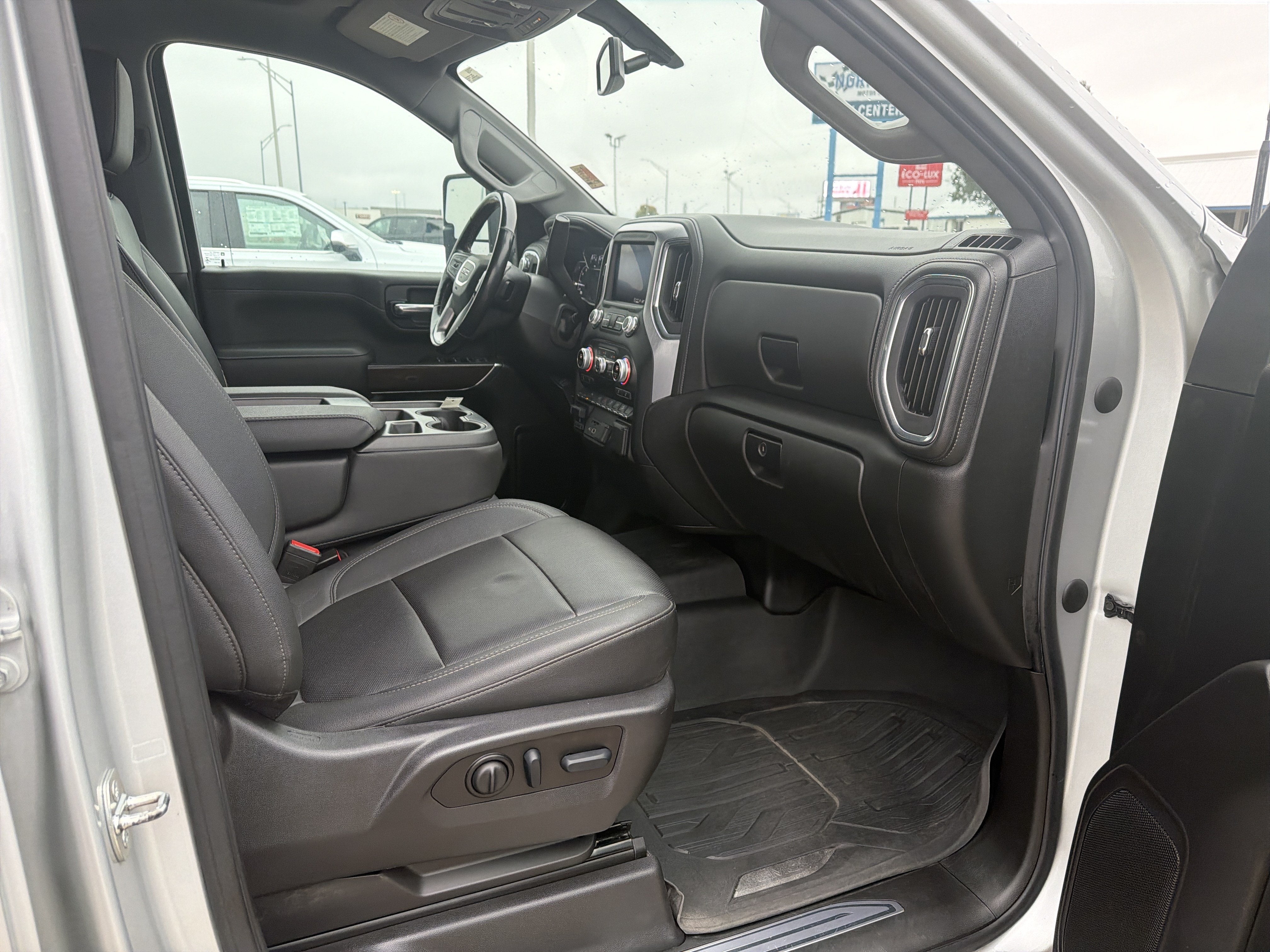 2022 GMC Sierra 2500 HD SLT
