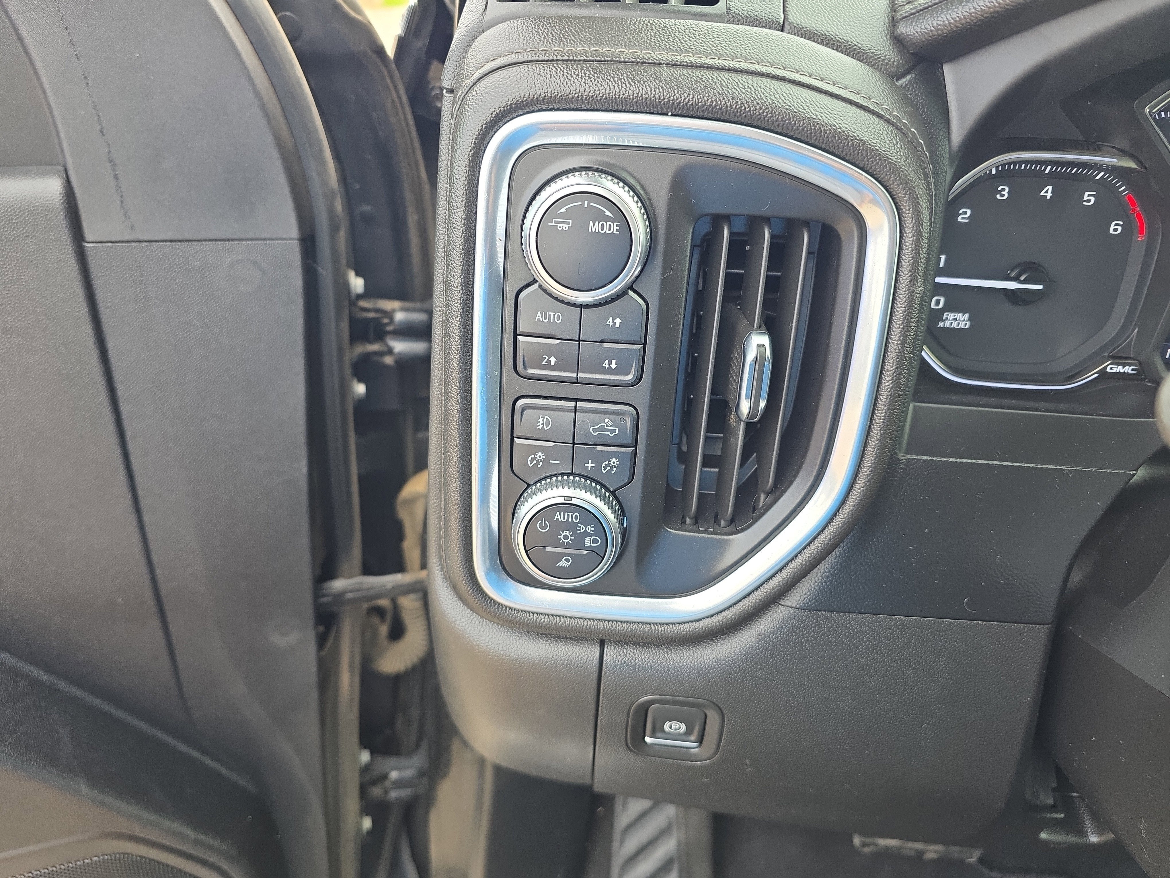 2022 GMC Sierra 2500 HD SLT