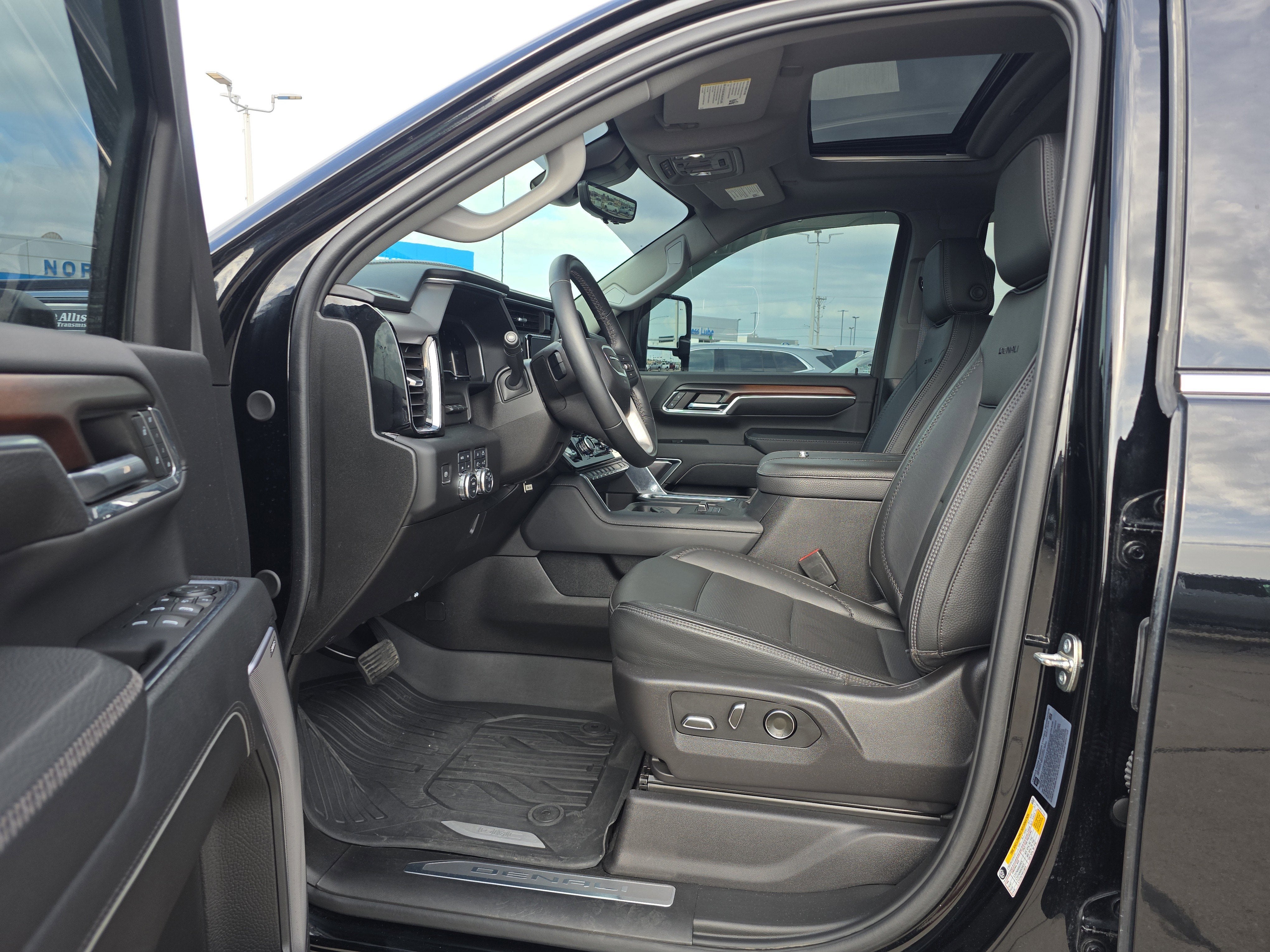 2024 GMC Sierra 2500 HD Denali