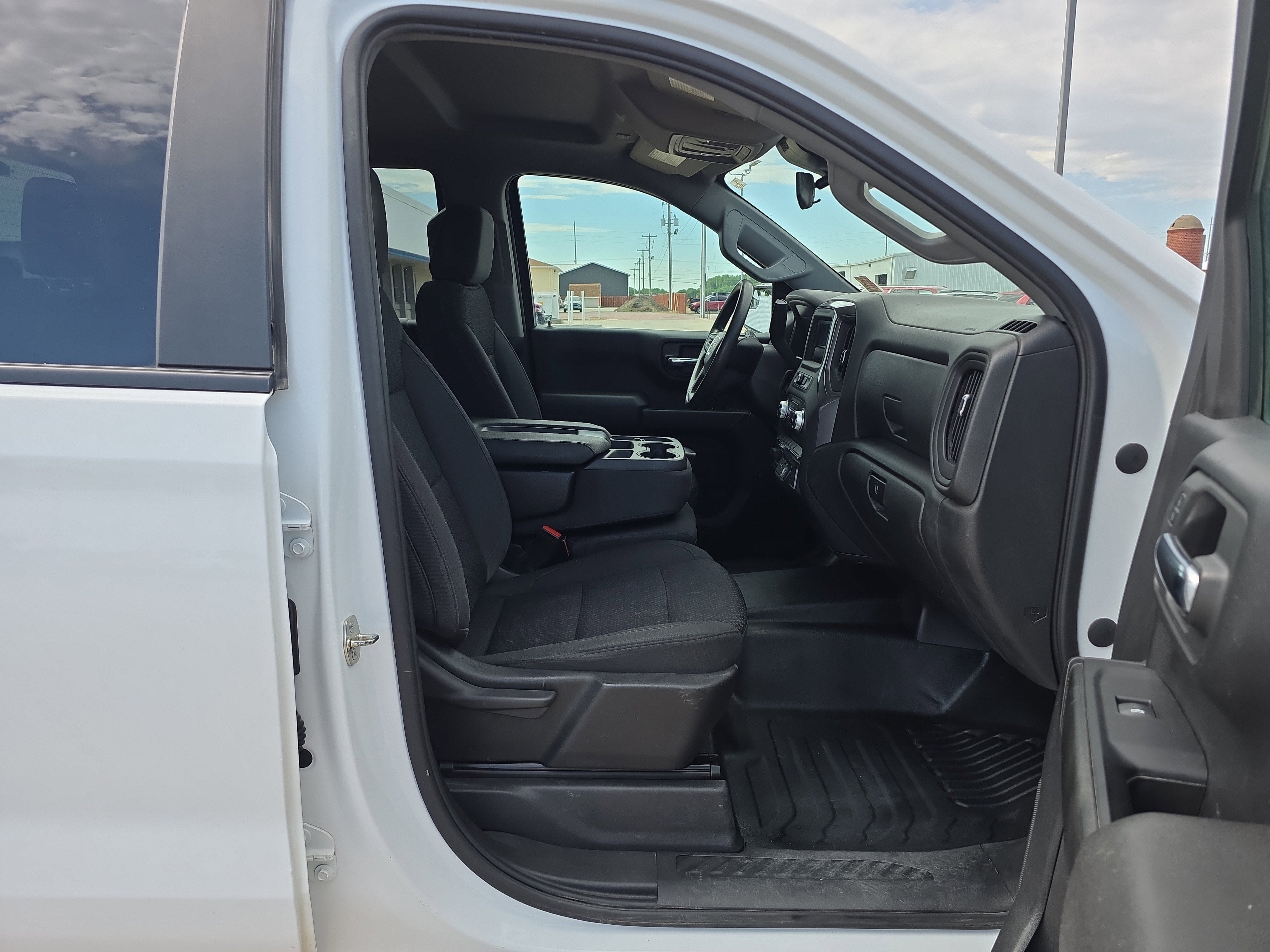 2023 GMC Sierra 1500 Pro