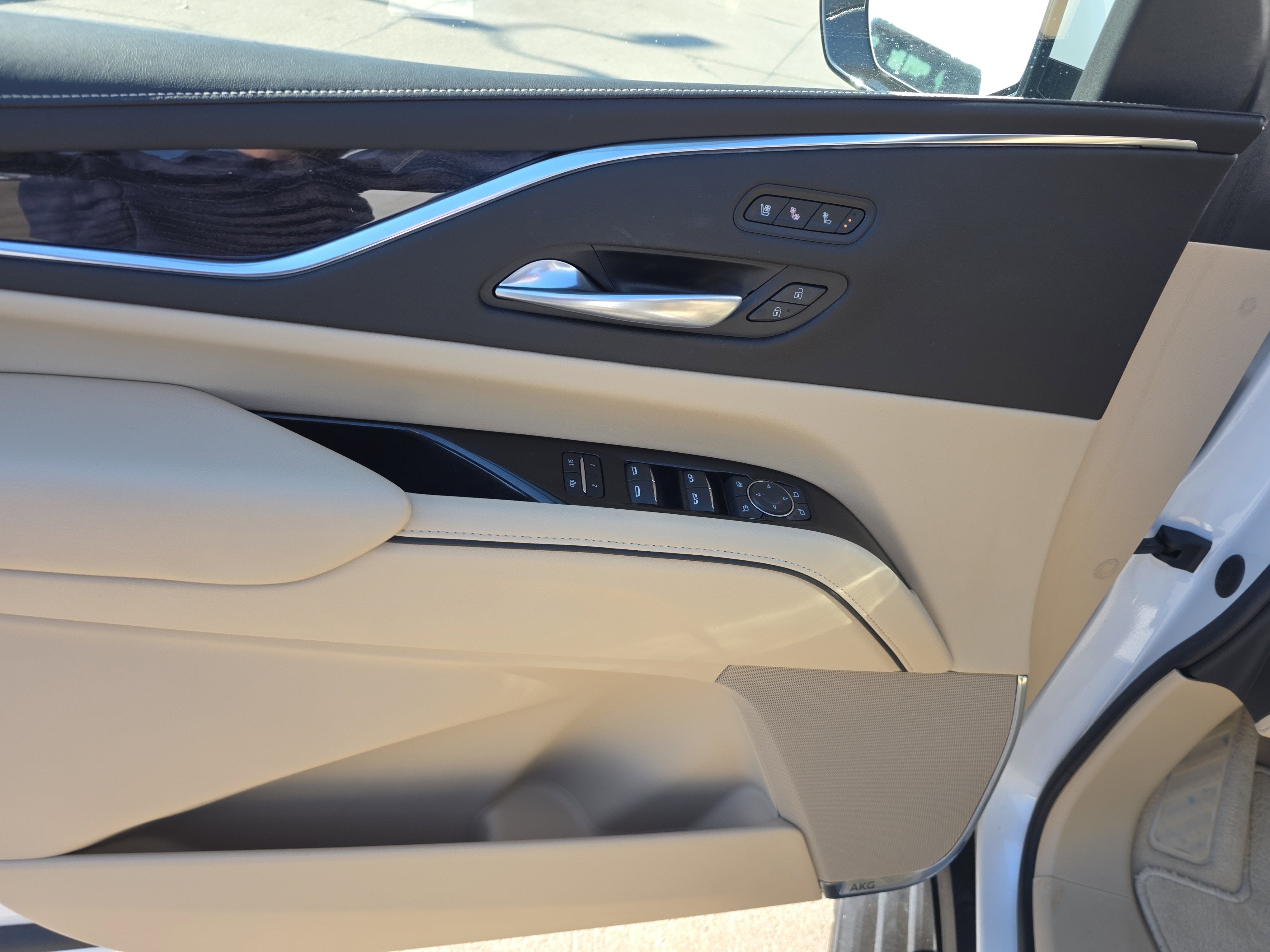 2022 Cadillac Escalade Premium Luxury