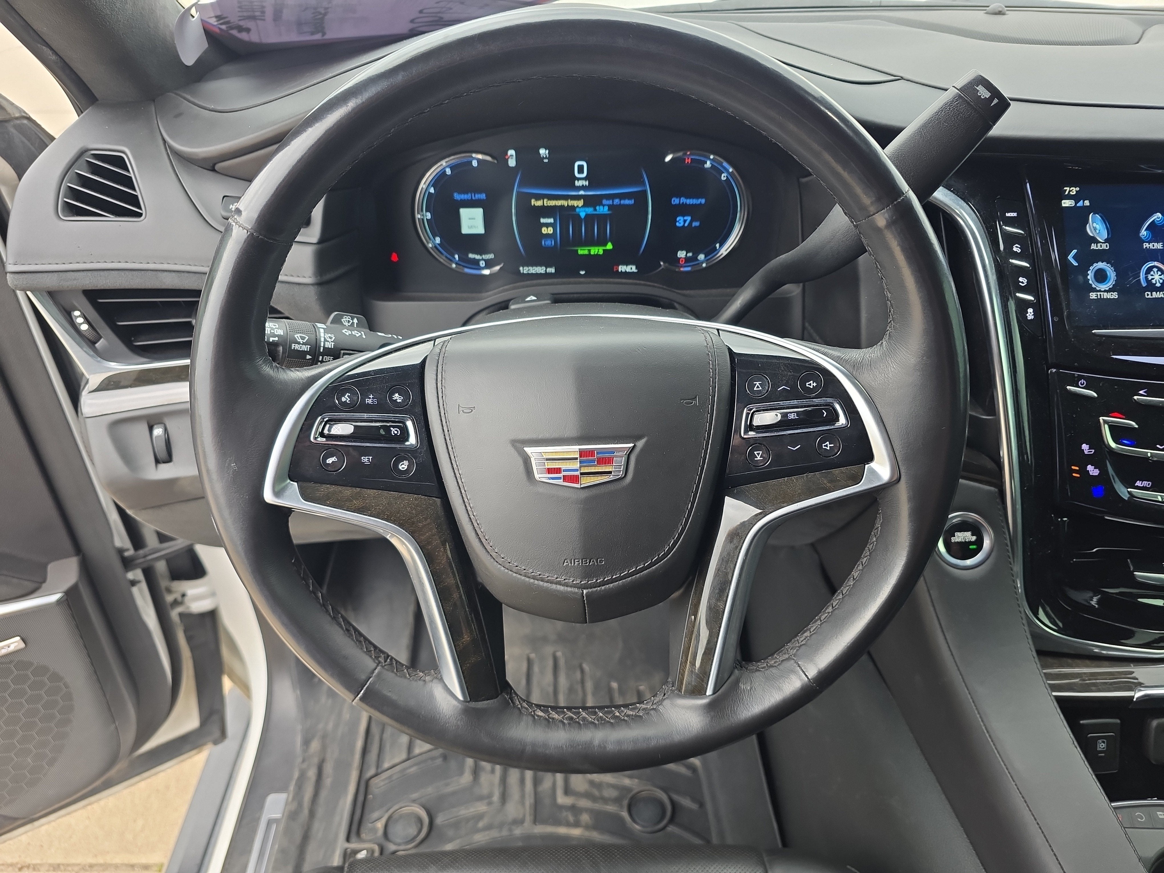 2017 Cadillac Escalade Platinum