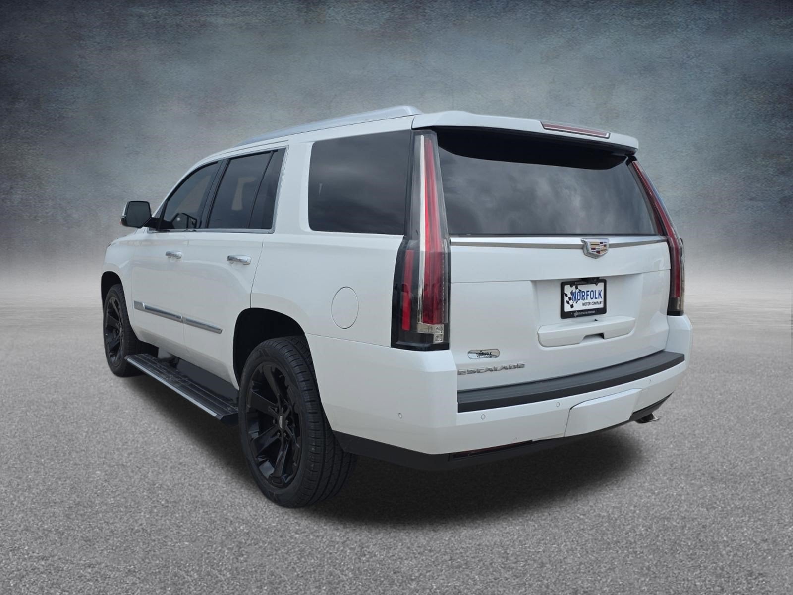 2017 Cadillac Escalade Platinum