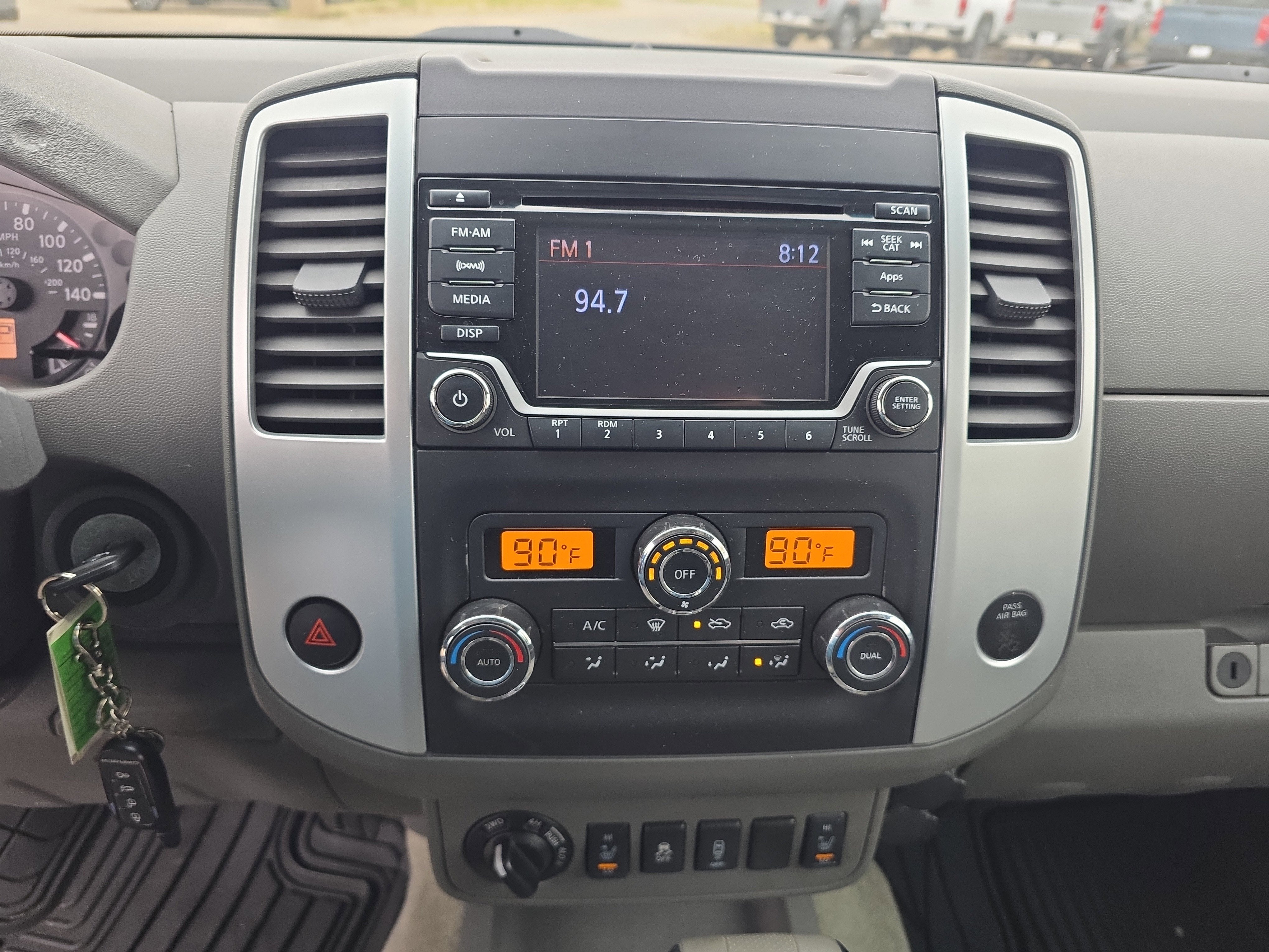 2015 Nissan Frontier SV