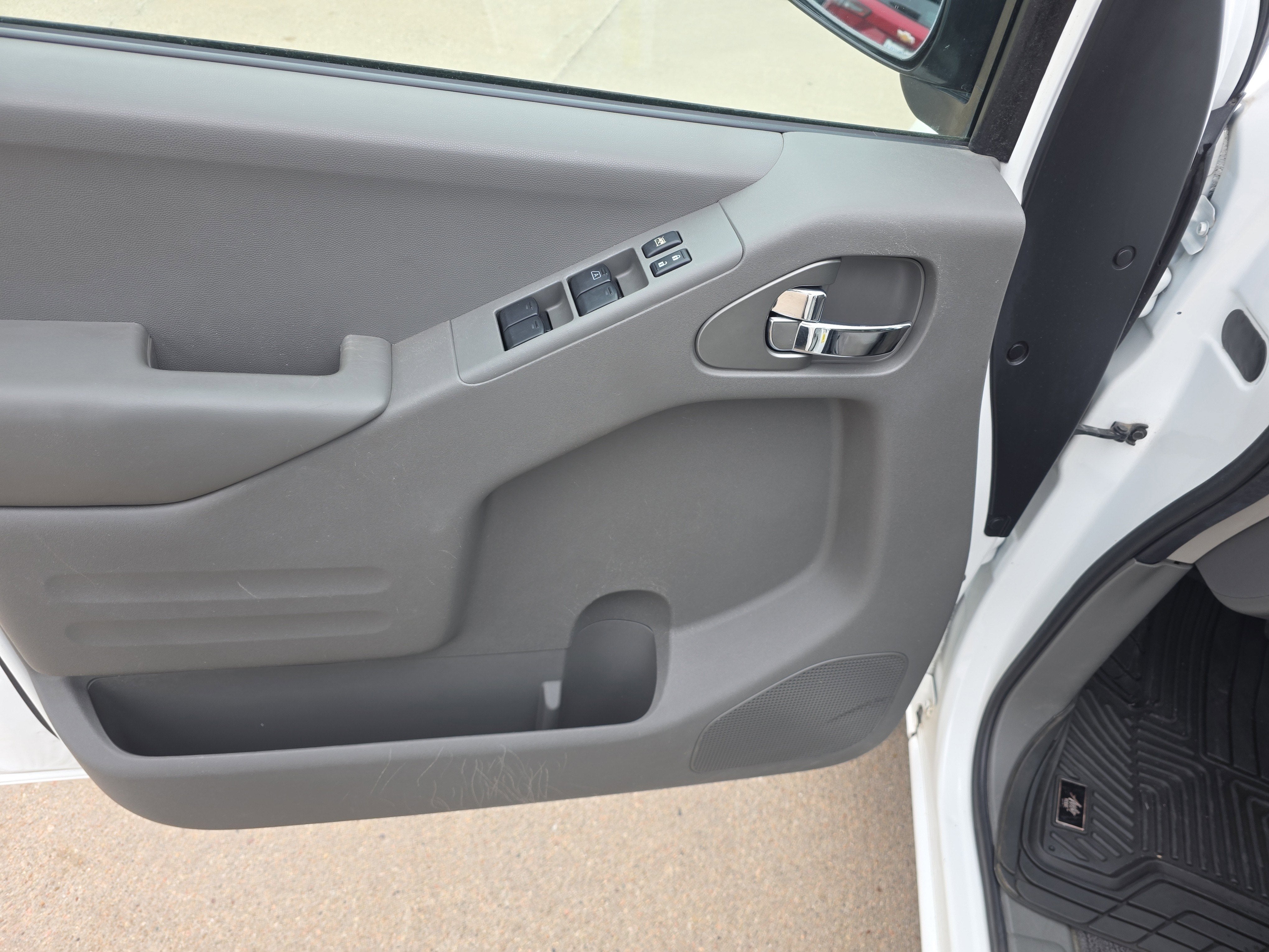 2015 Nissan Frontier SV