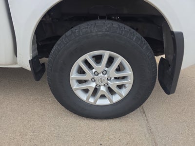 2015 Nissan Frontier SV