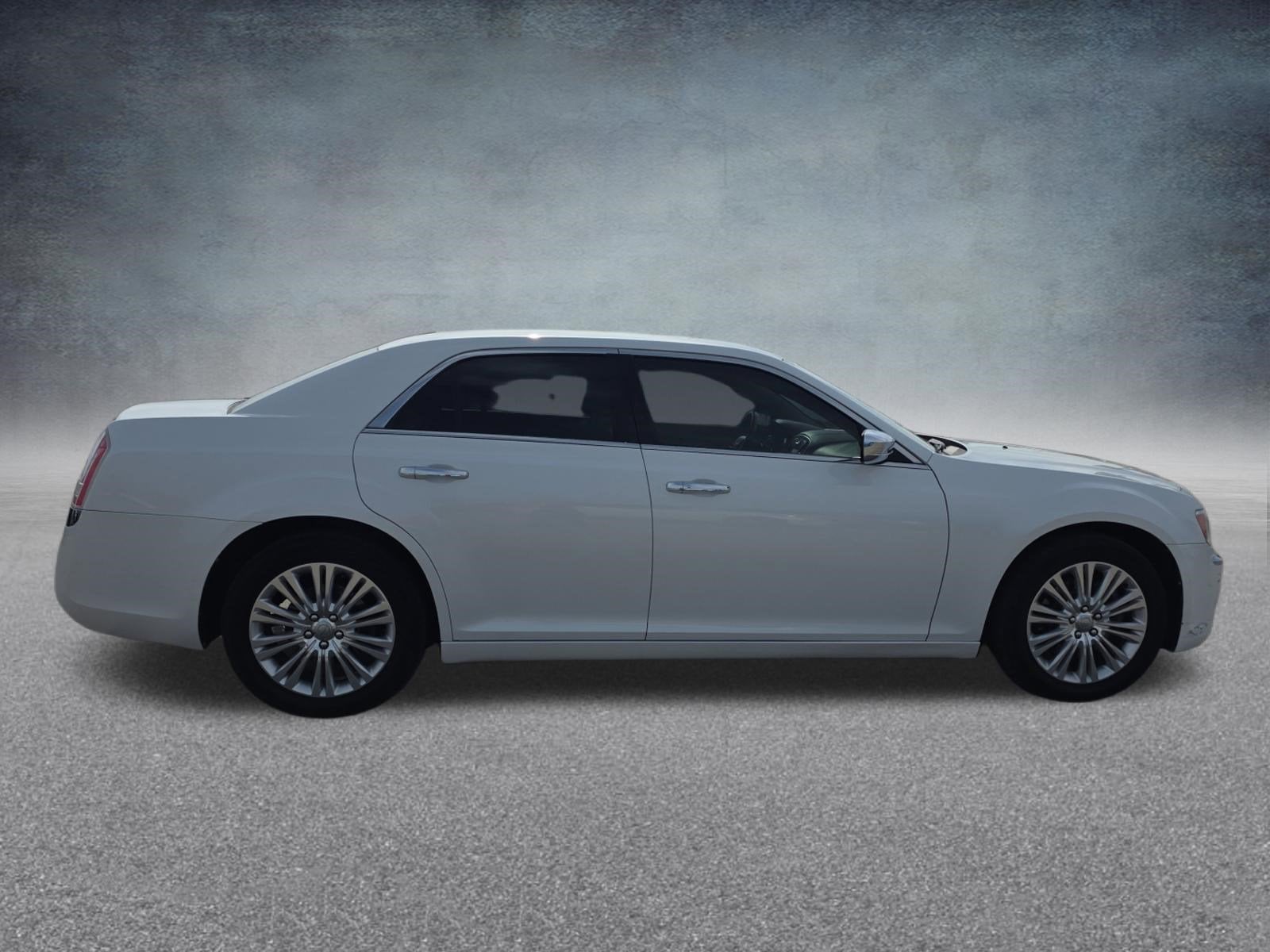 2013 Chrysler 300C AWD