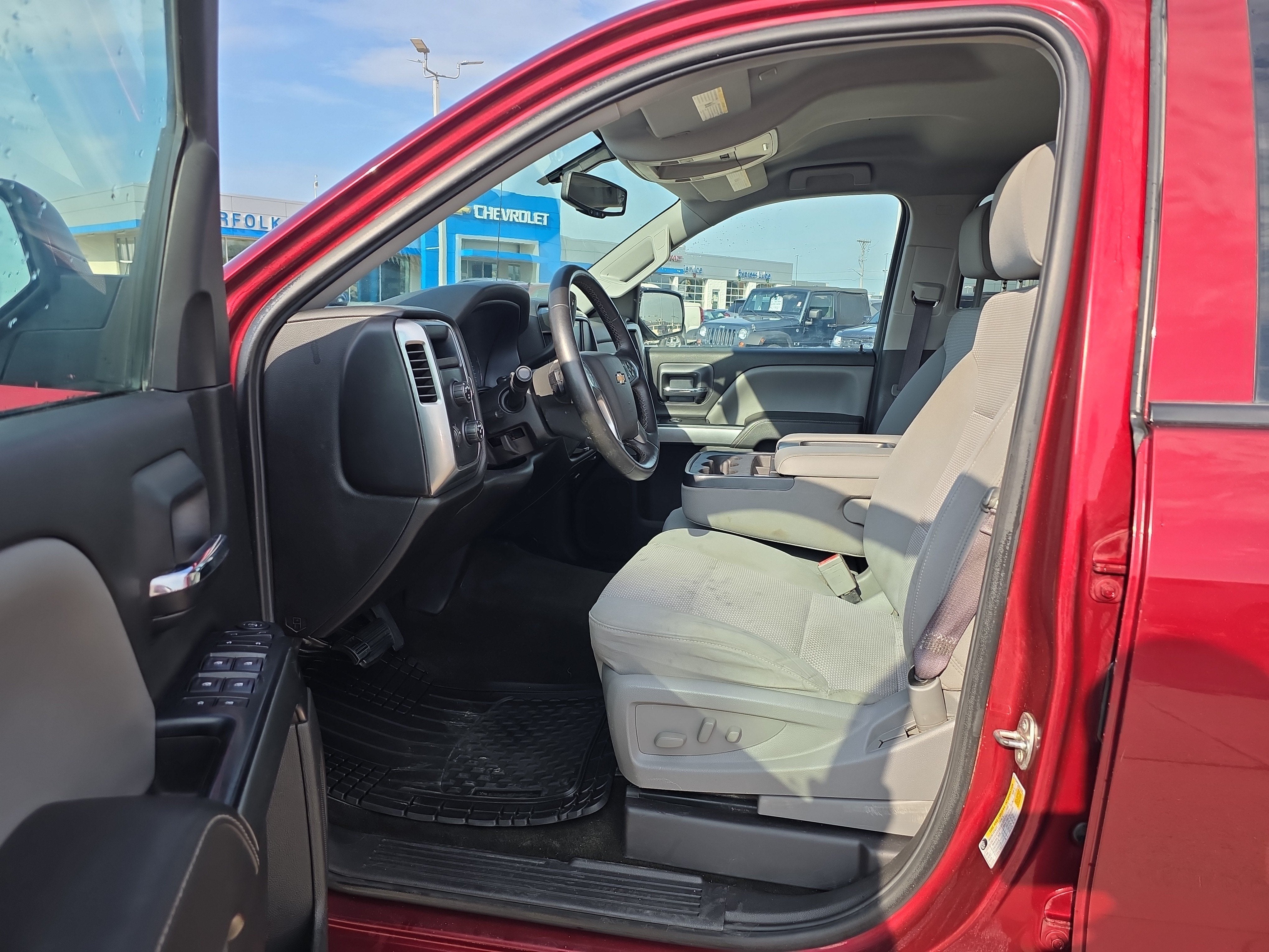 2017 Chevrolet Silverado 1500 LT