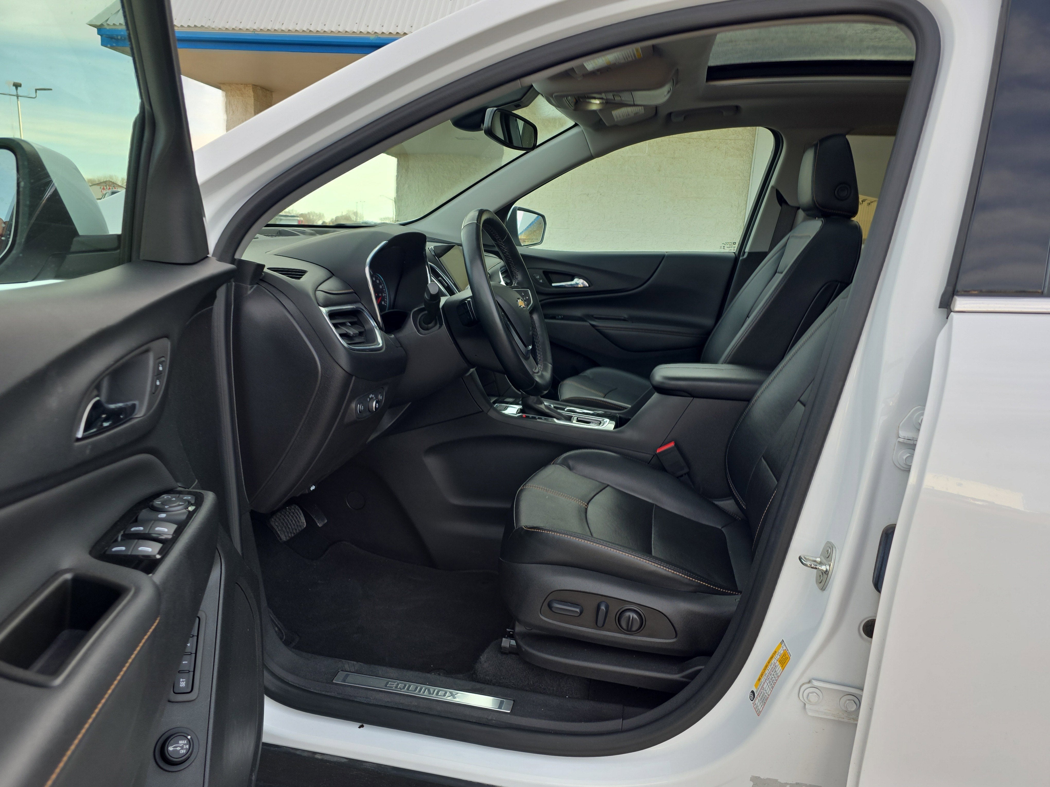 2023 Chevrolet Equinox Premier