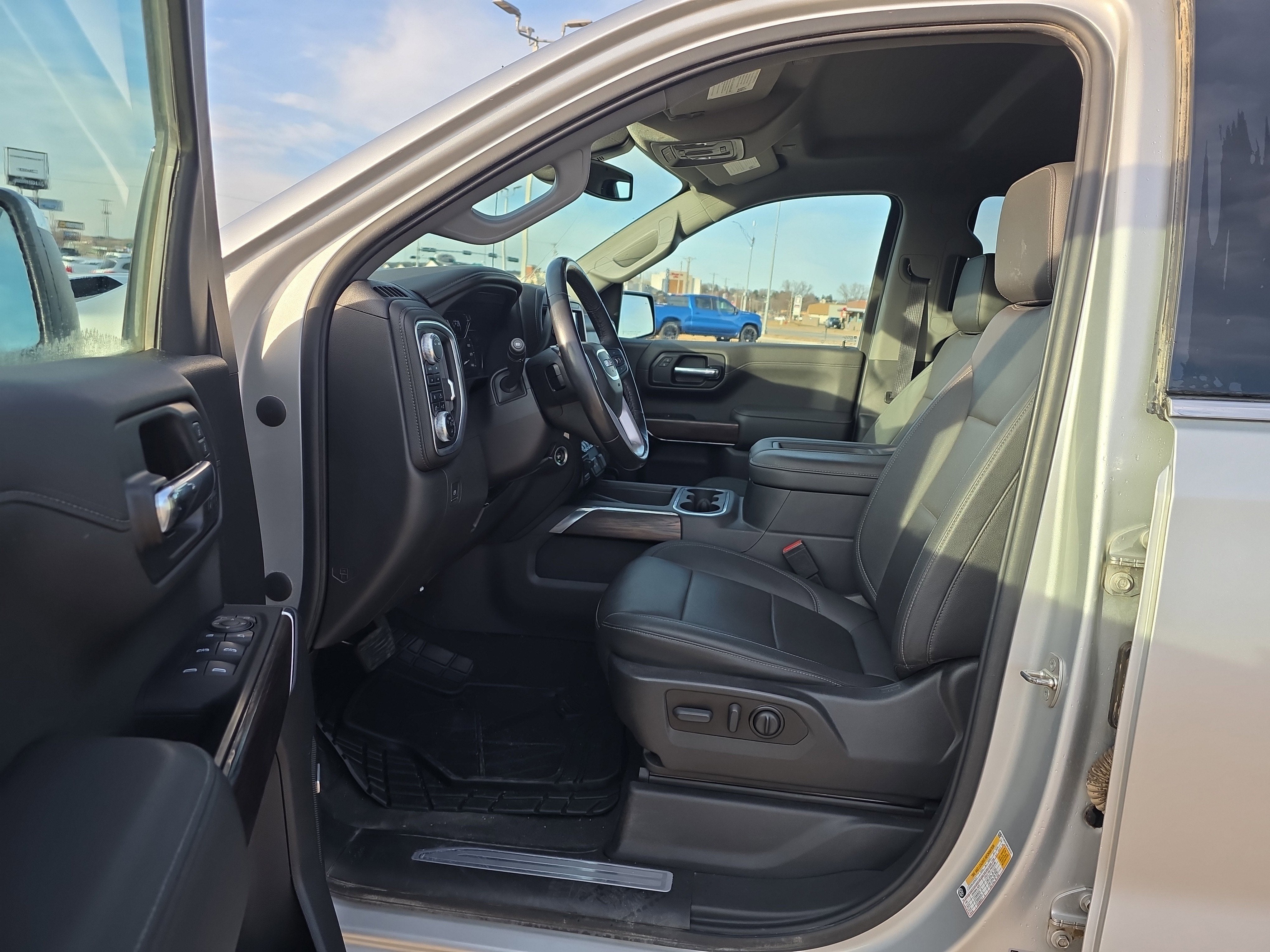 2022 GMC Sierra 1500 Limited SLT