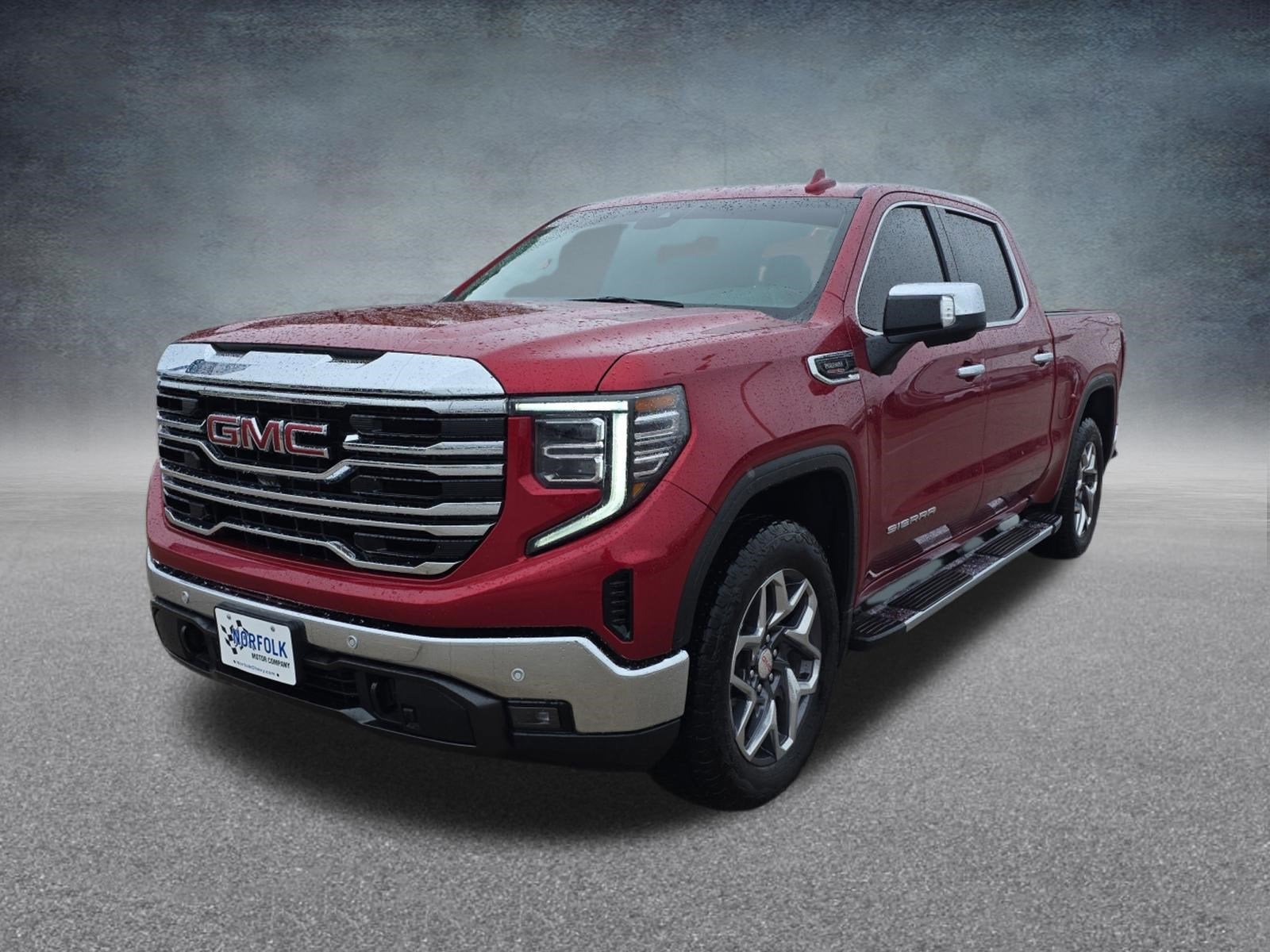 2024 GMC Sierra 4WD Crew Cab Short Box SLT's photo