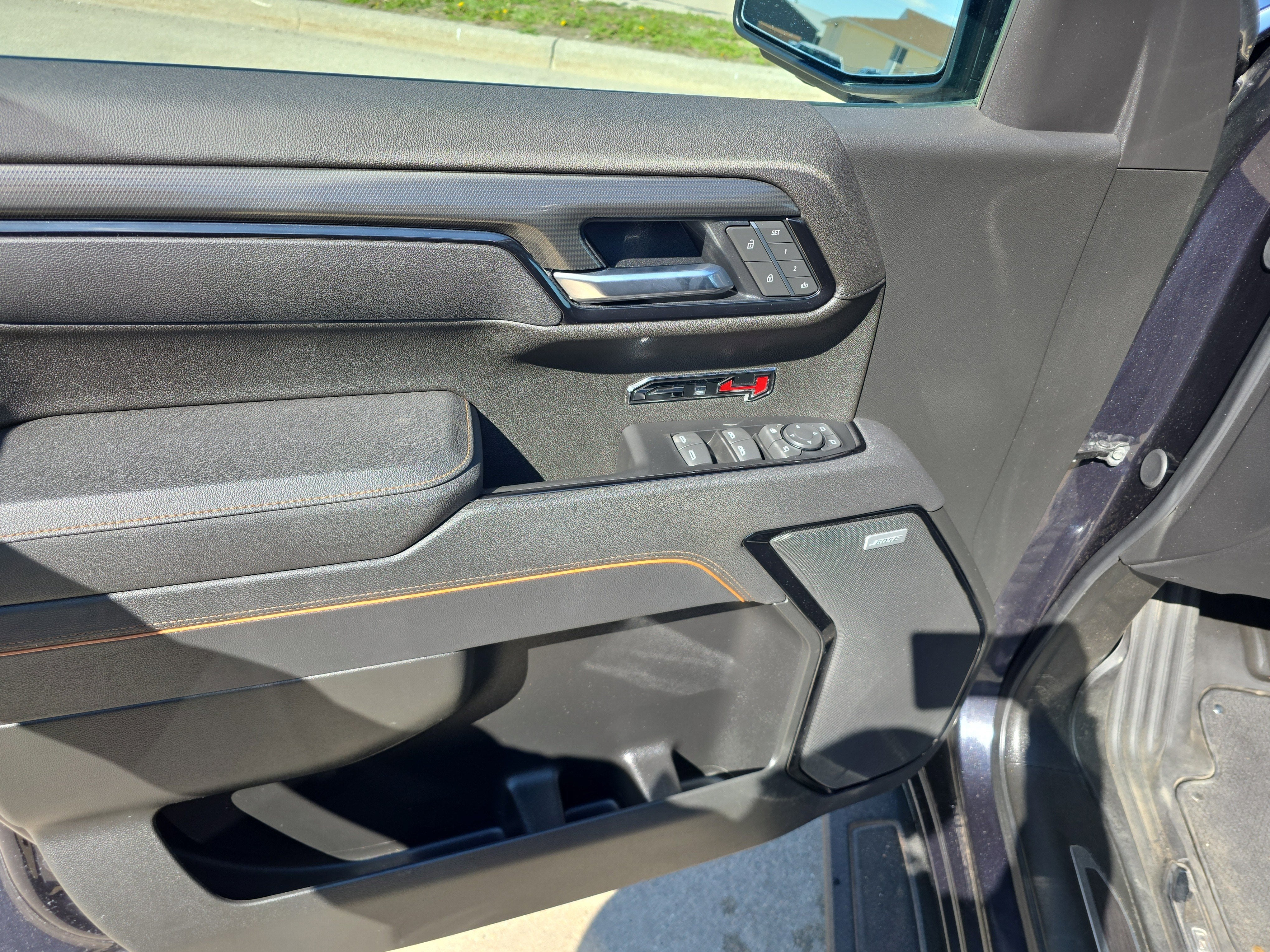 2025 GMC Sierra 1500 AT4