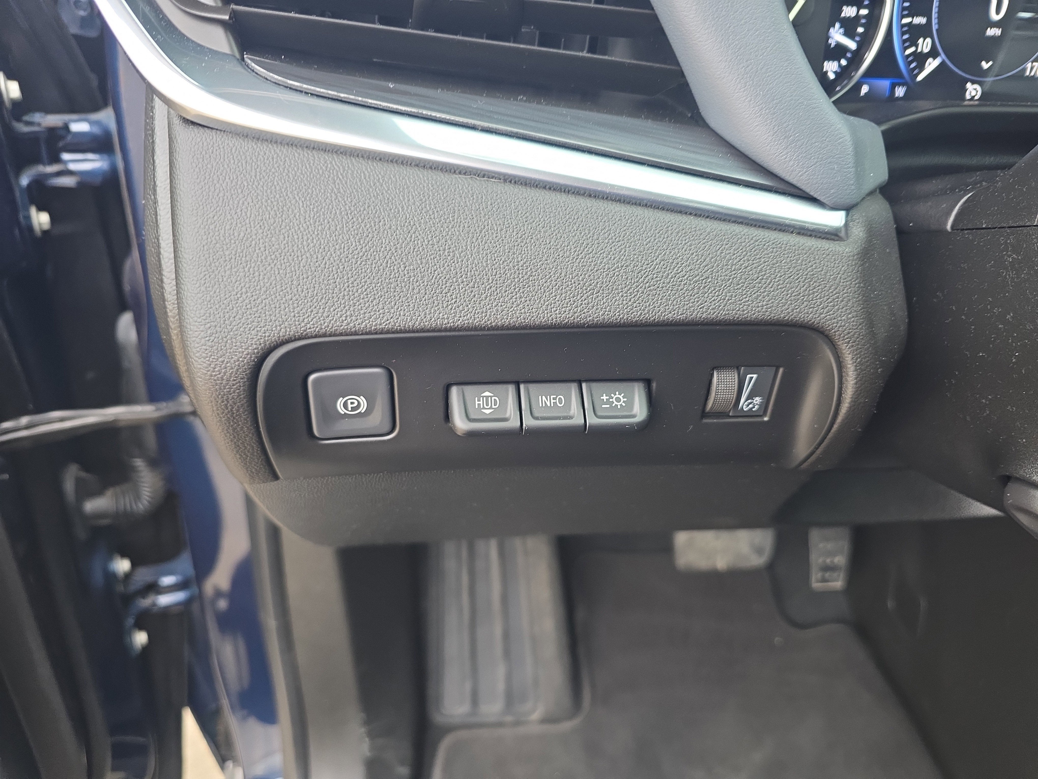 2023 Buick Enclave Premium