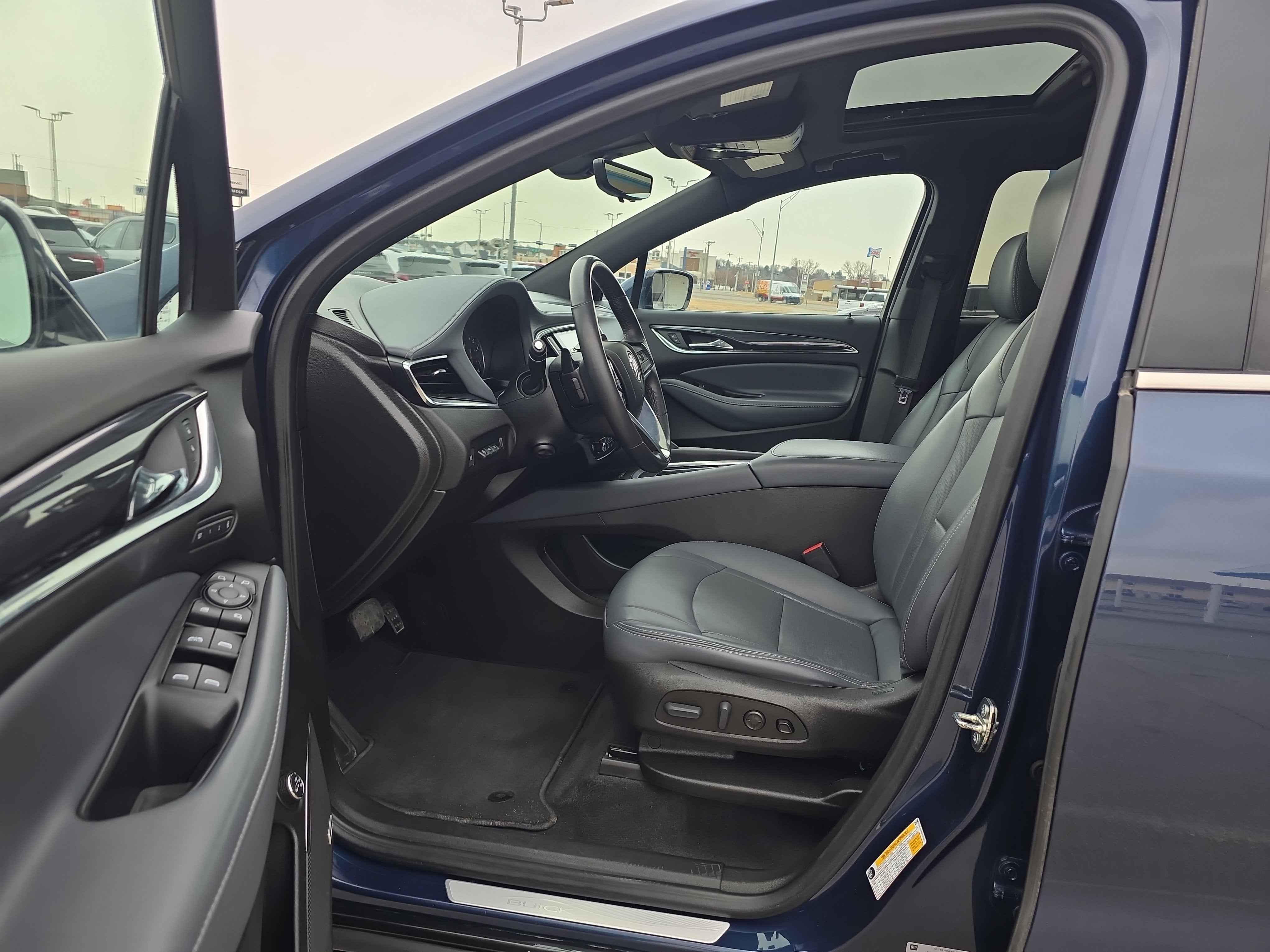 2023 Buick Enclave Premium