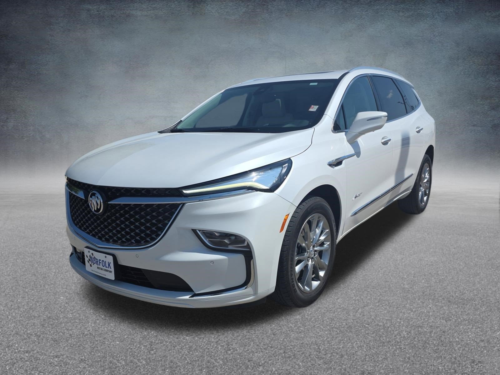 2023 Buick Enclave Avenir AWD's photo