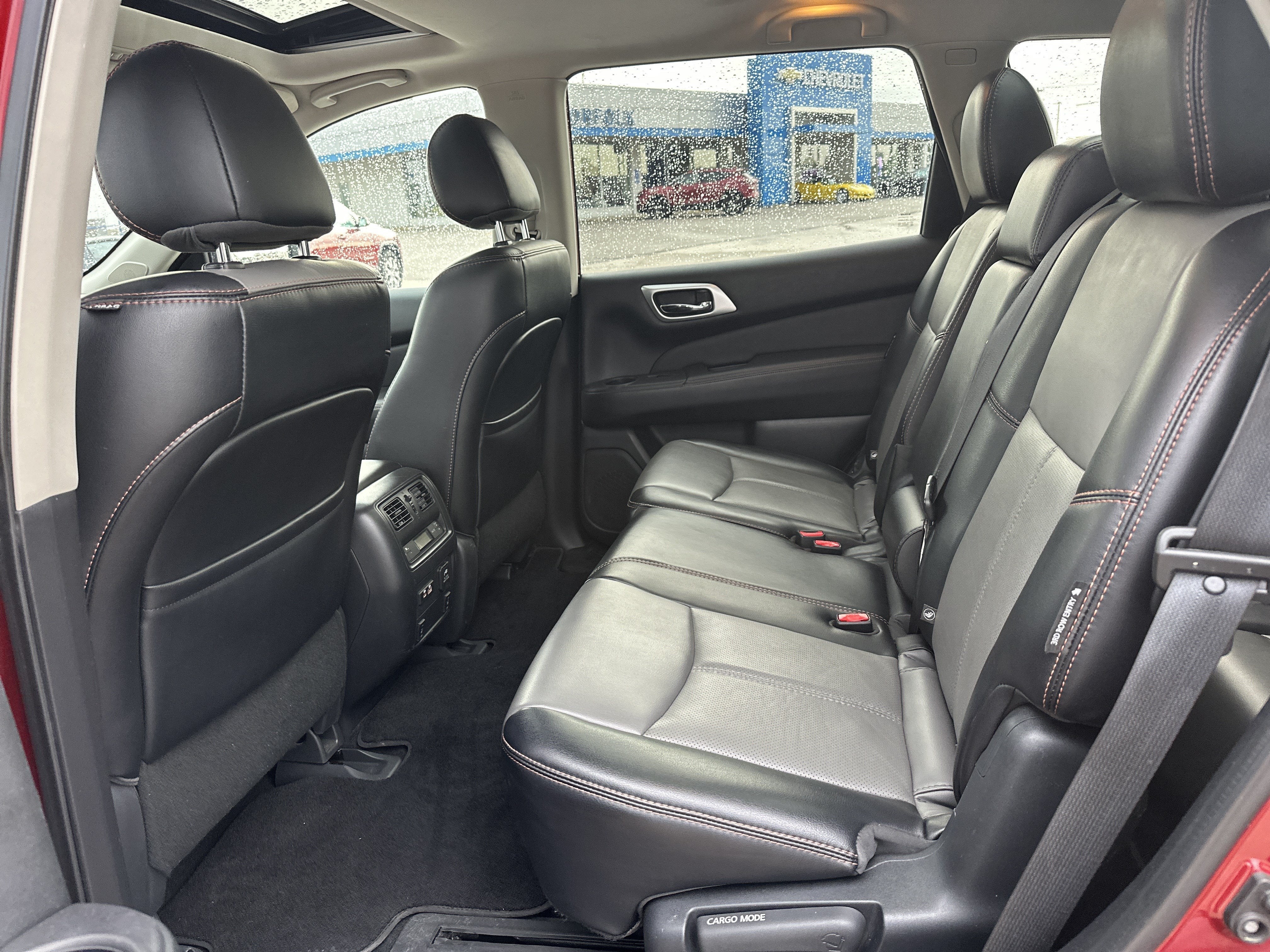 2020 Nissan Pathfinder SL 4WD