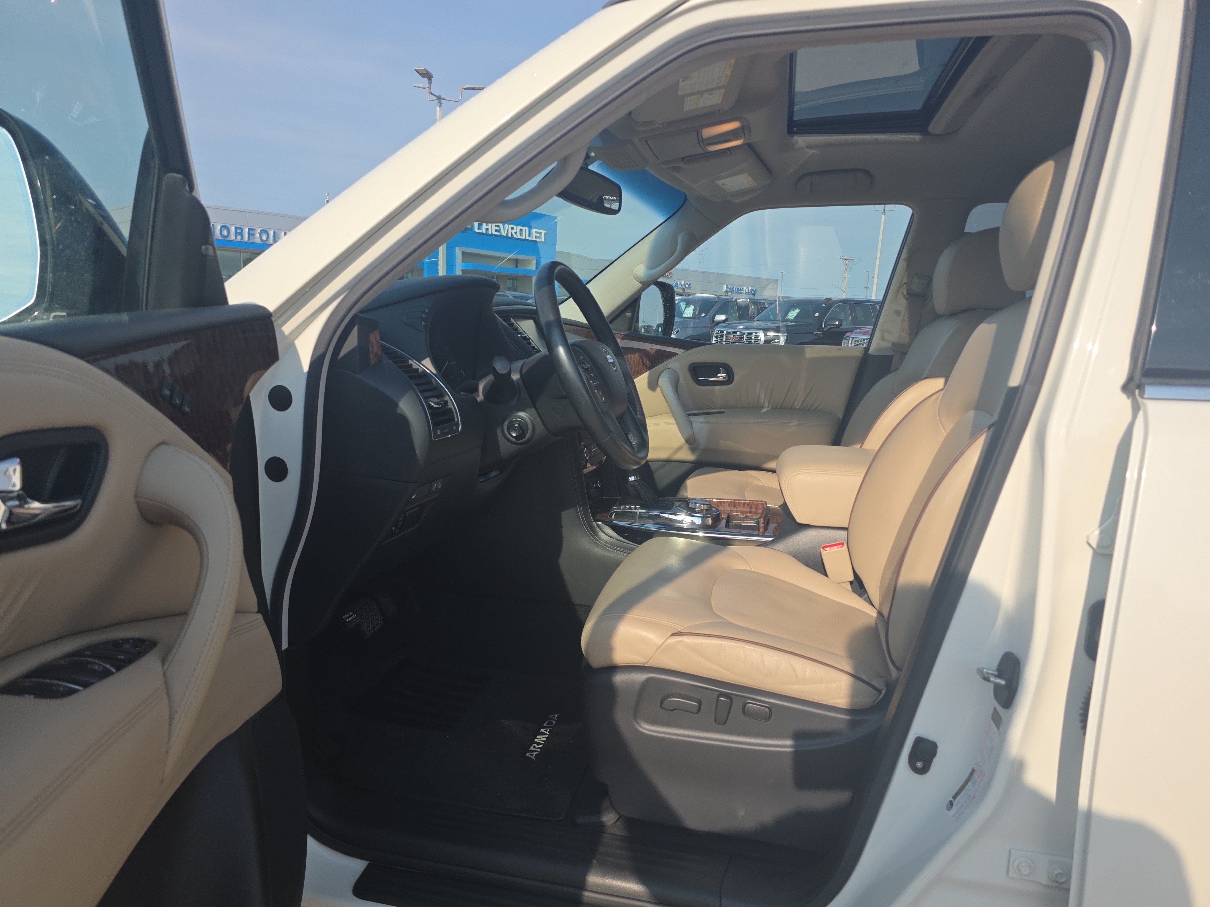 2017 Nissan Armada Platinum